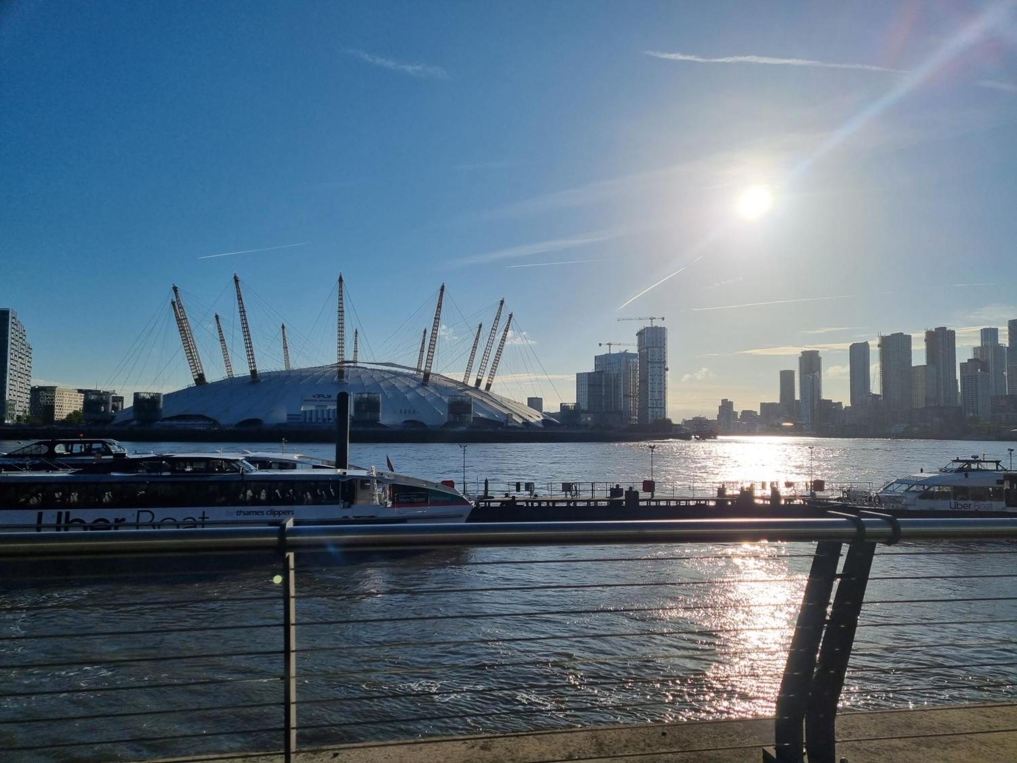Luxury Apartment-Business-Relocation-Canary Wharf Лондон Экстерьер фото